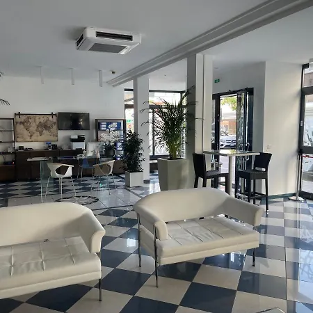 Athena 3* Λινιάνο Σαμπιαντόρο