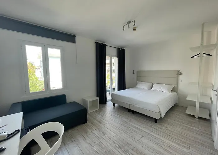 Athena Отель Линьяно-Саббьядоро