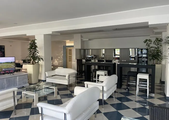 Athena Отель Линьяно-Саббьядоро